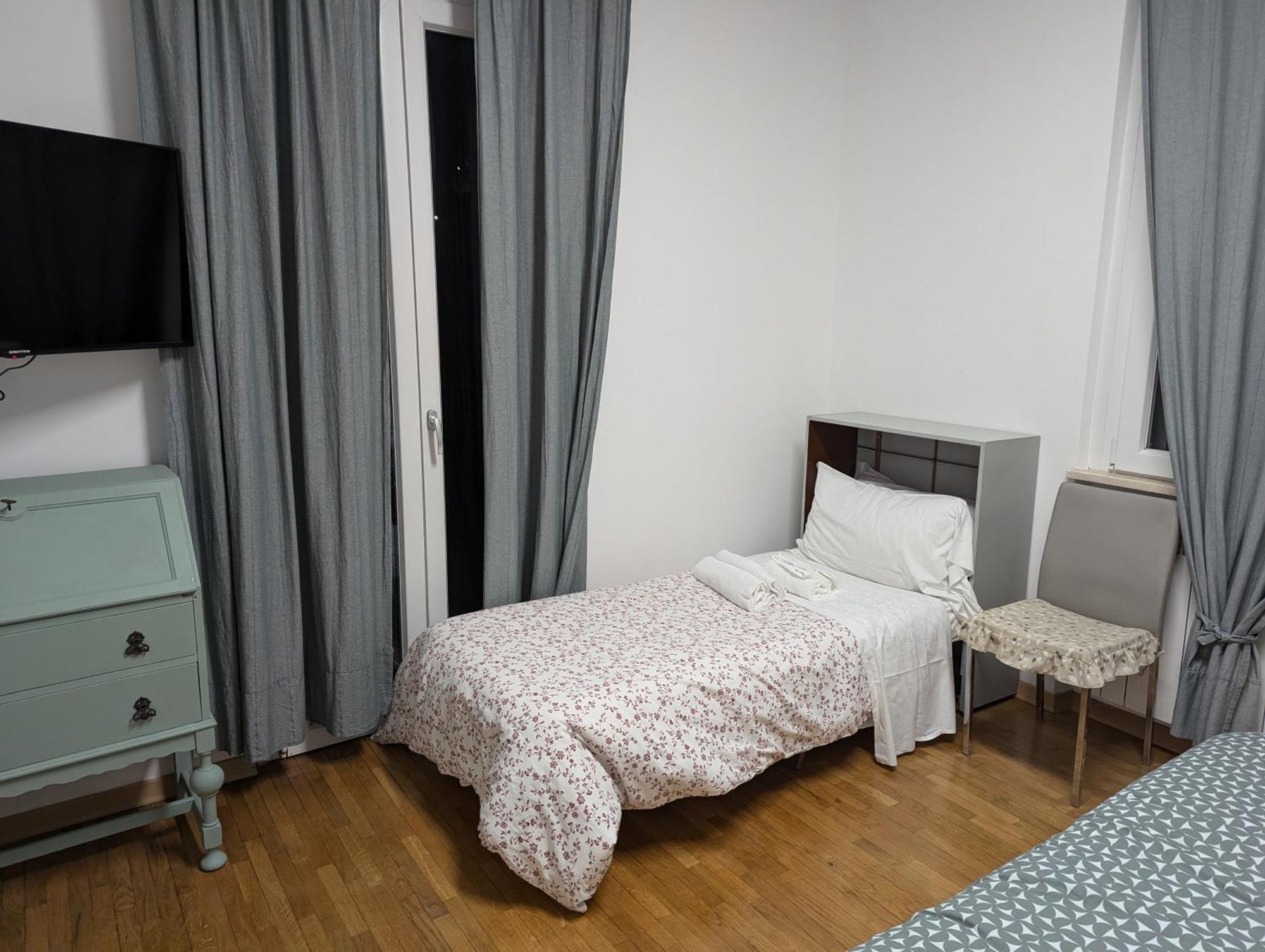 شقة Galteri Housing 1 Terrazzo Privato Con Vista بيرودجا المظهر الخارجي الصورة