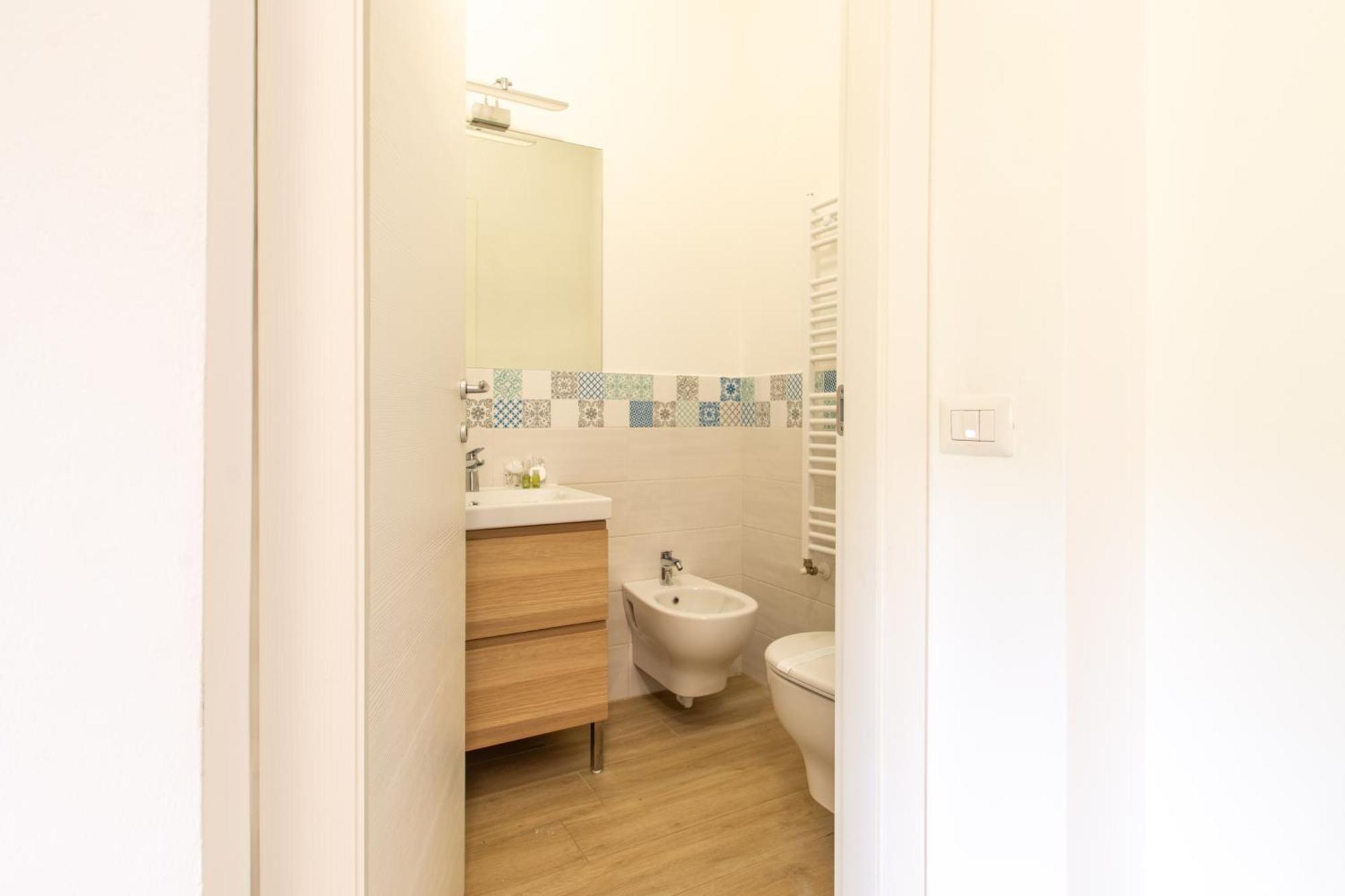 شقة Galteri Housing 1 Terrazzo Privato Con Vista بيرودجا المظهر الخارجي الصورة