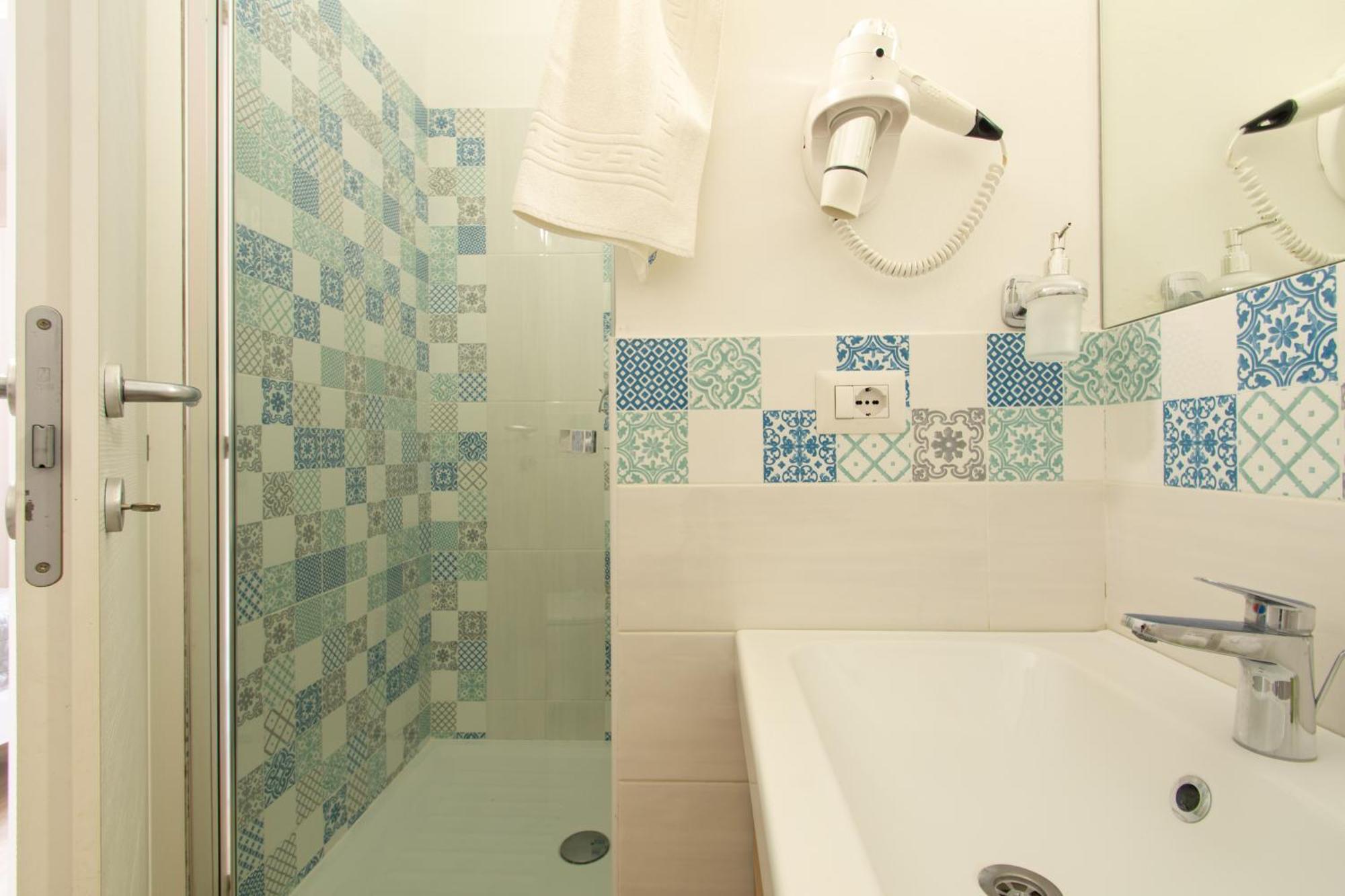 شقة Galteri Housing 1 Terrazzo Privato Con Vista بيرودجا المظهر الخارجي الصورة
