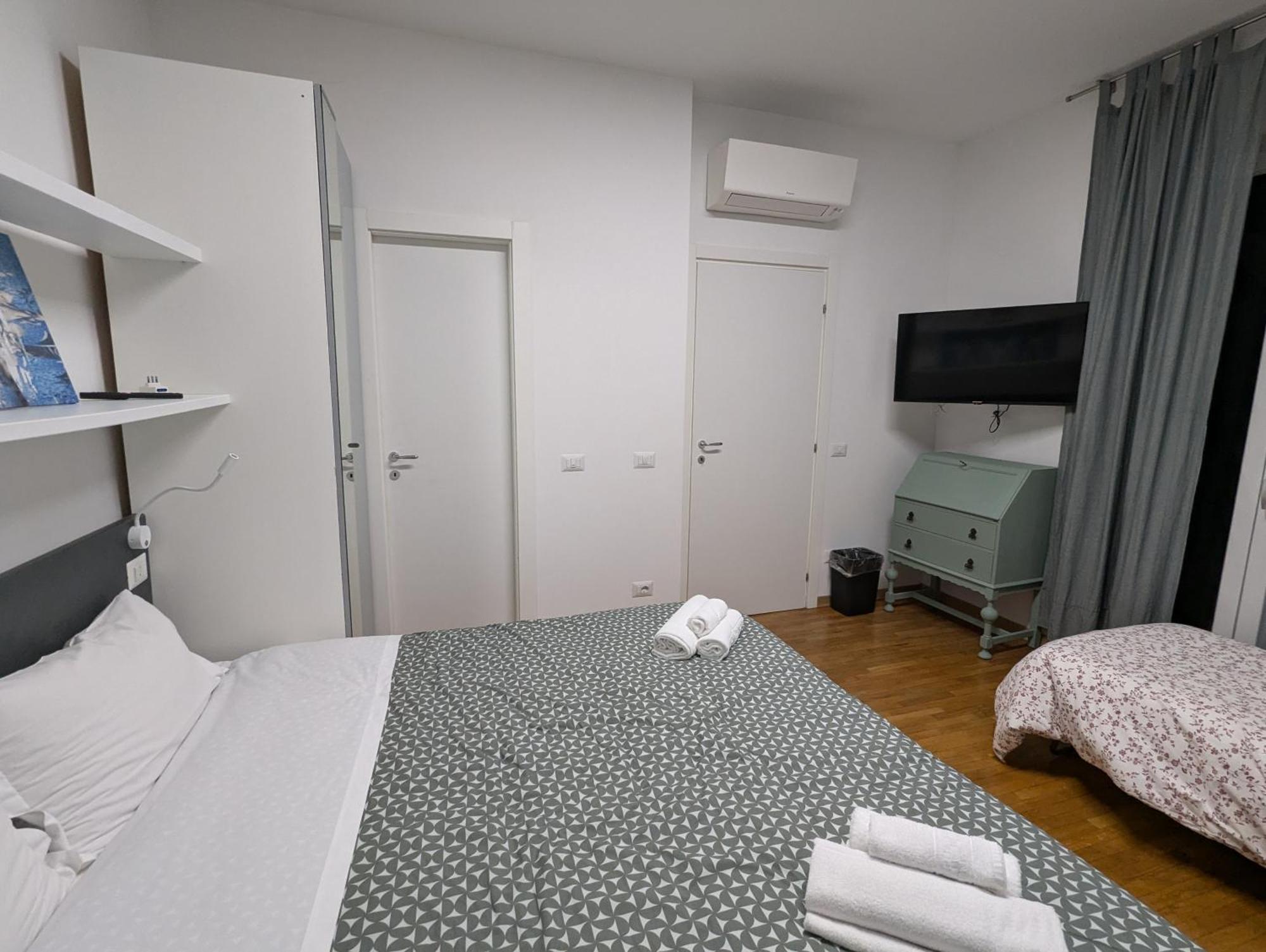 شقة Galteri Housing 1 Terrazzo Privato Con Vista بيرودجا المظهر الخارجي الصورة
